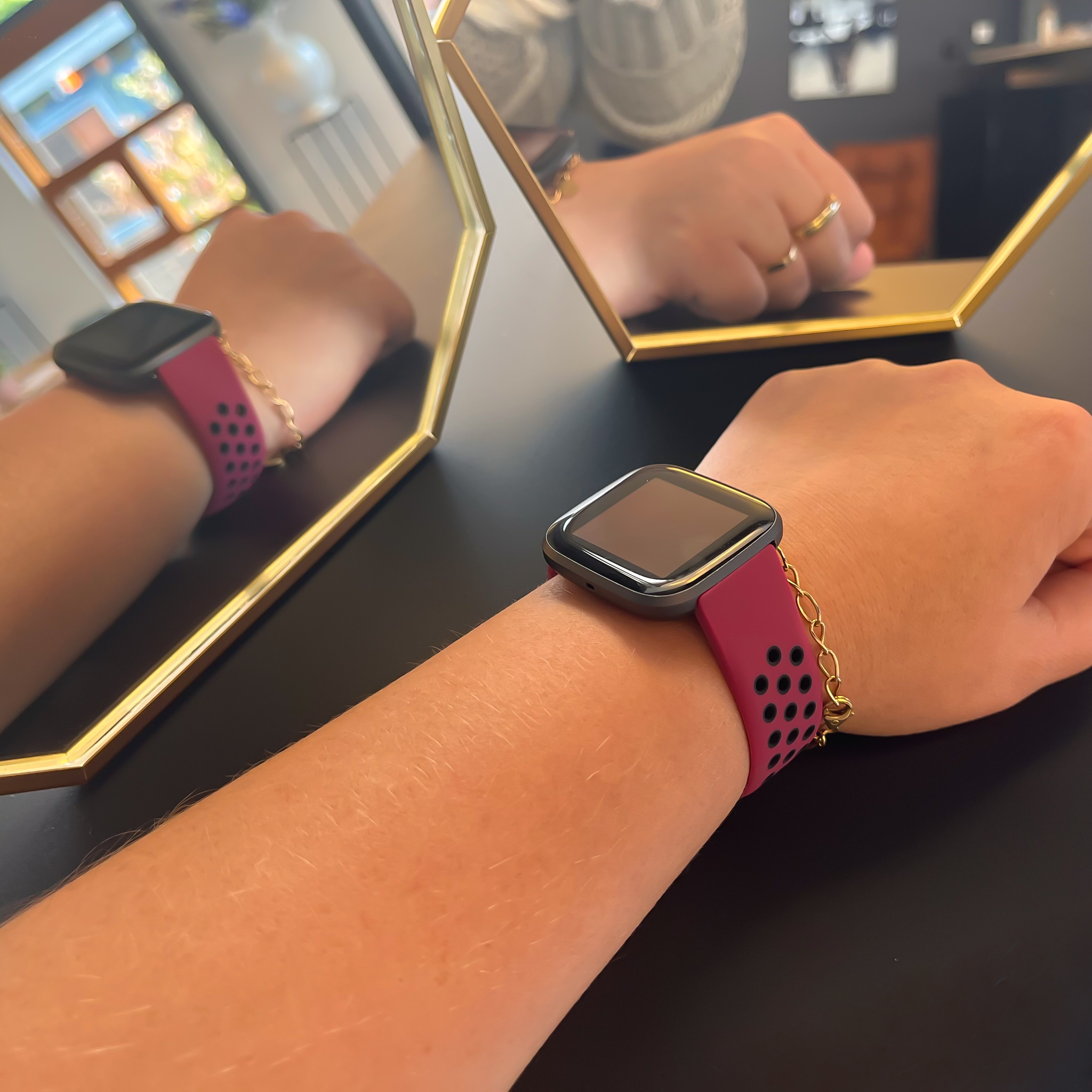 Cinturino doppio sport per Fitbit Versa - viola nero