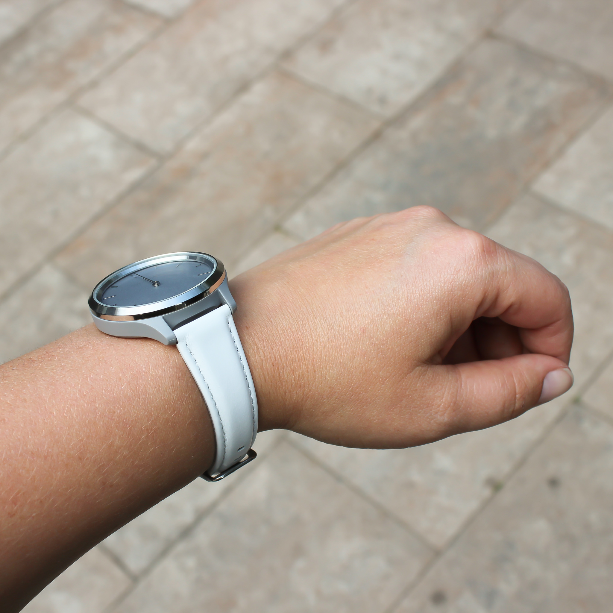 Cinturino in pelle per Garmin Vivoactive / Vivomove - bianco