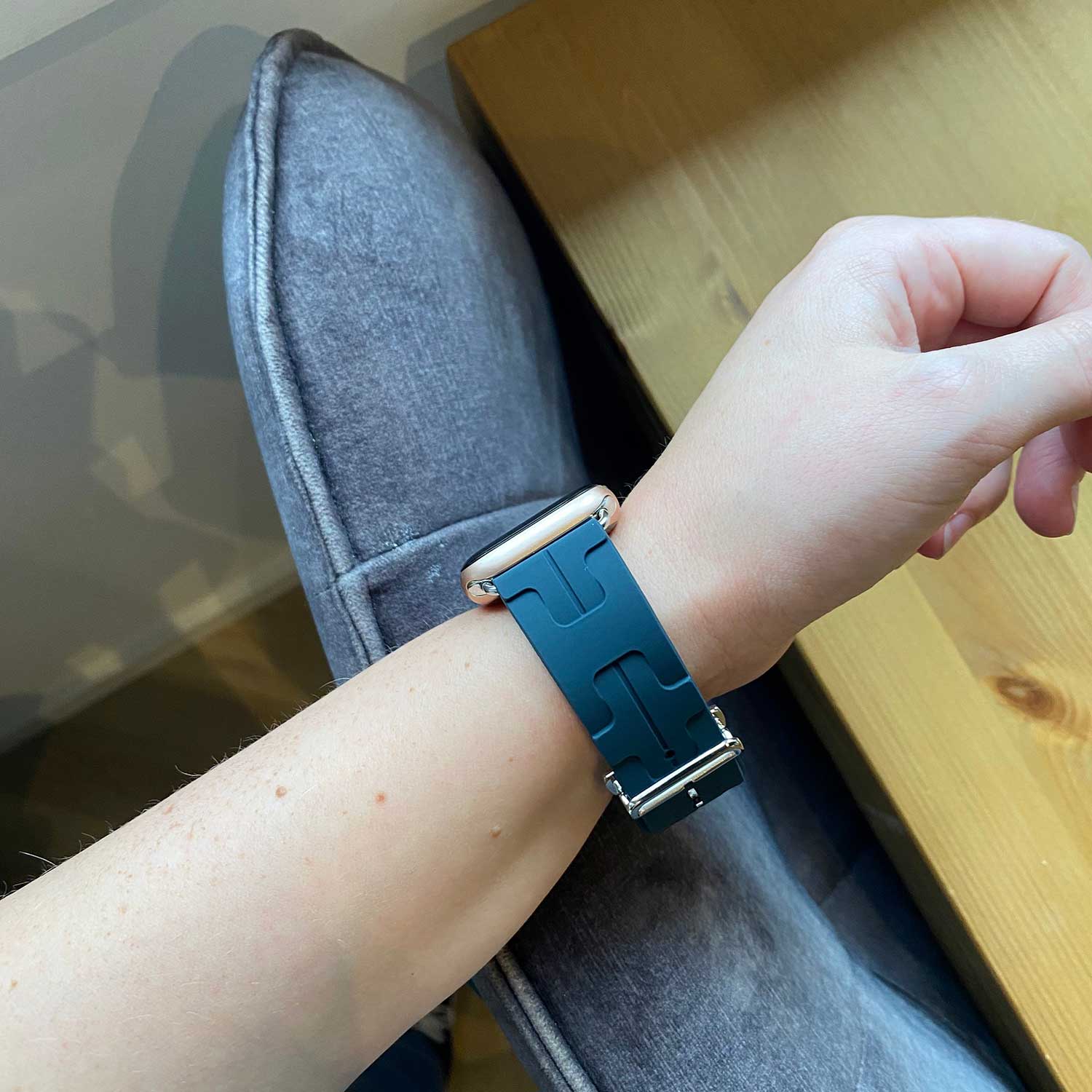 Cinturino sport Hermès simple tour kilim Apple Watch - mezzanotte