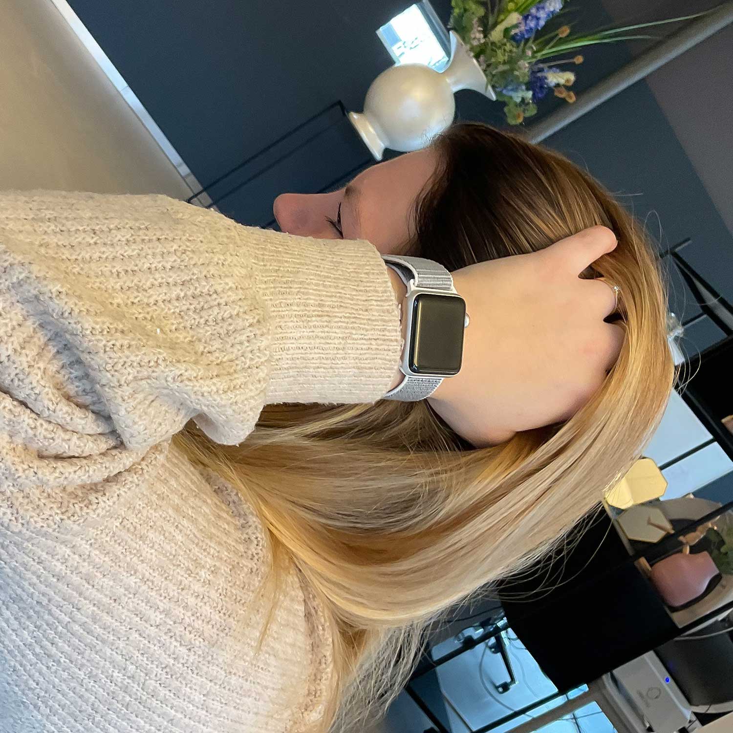 Cinturino nylon sport loop per Apple Watch - bianco superiore