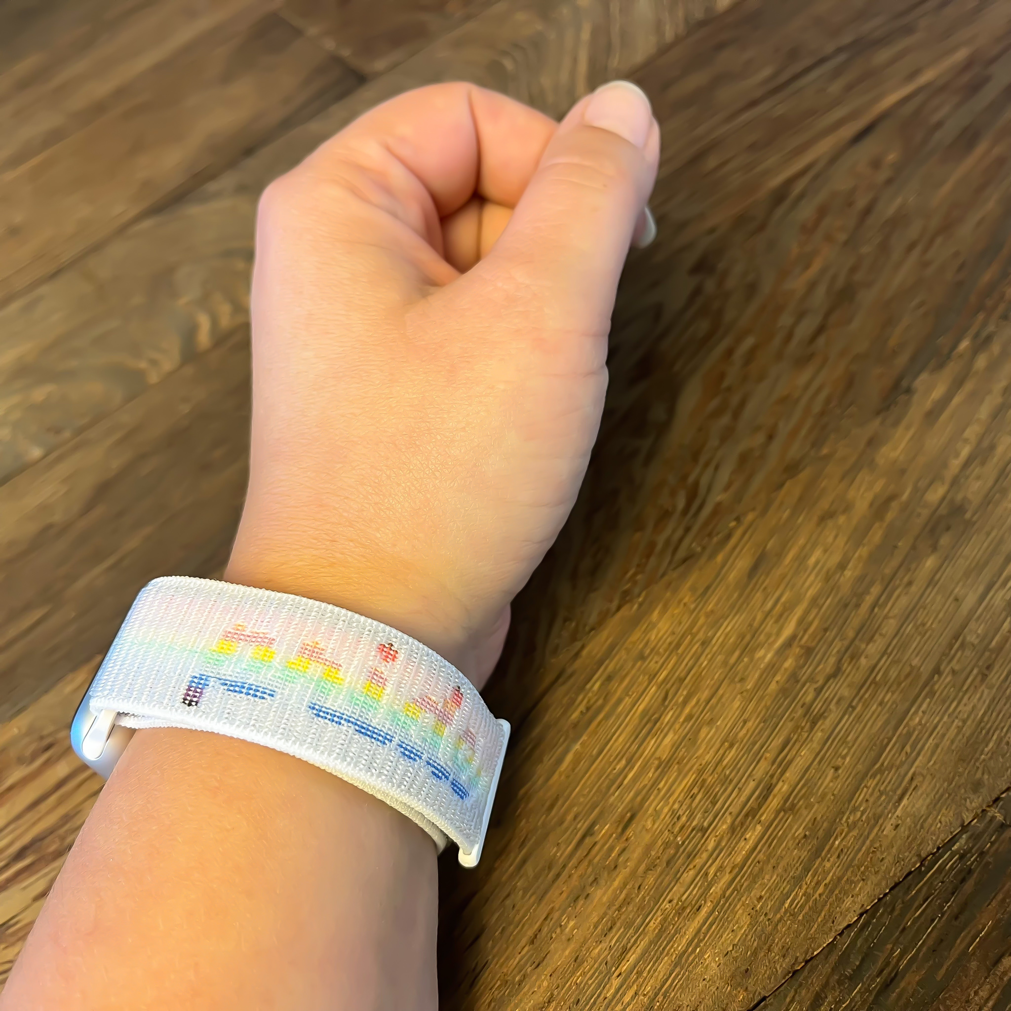 Cinturino nylon sport loop per Apple Watch - pride white