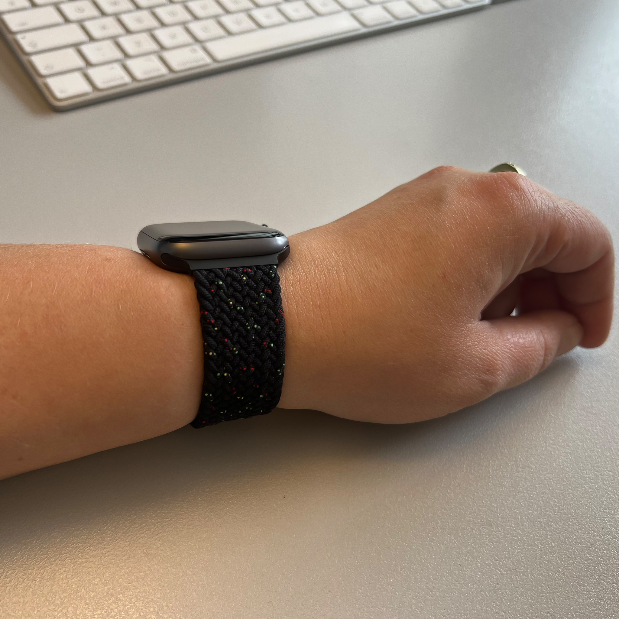 Cinturino Solo intrecciato in nylon per Apple Watch - nero unity