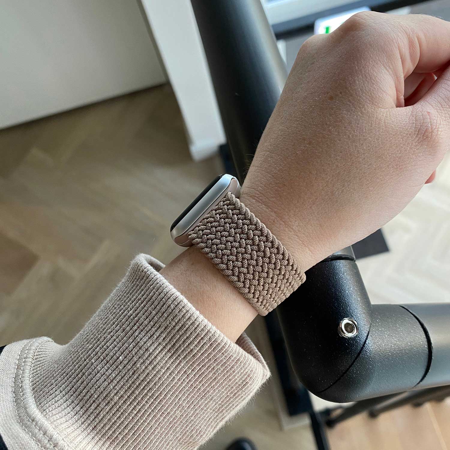 Cinturino Solo intrecciato in nylon per Apple Watch - grigio creta