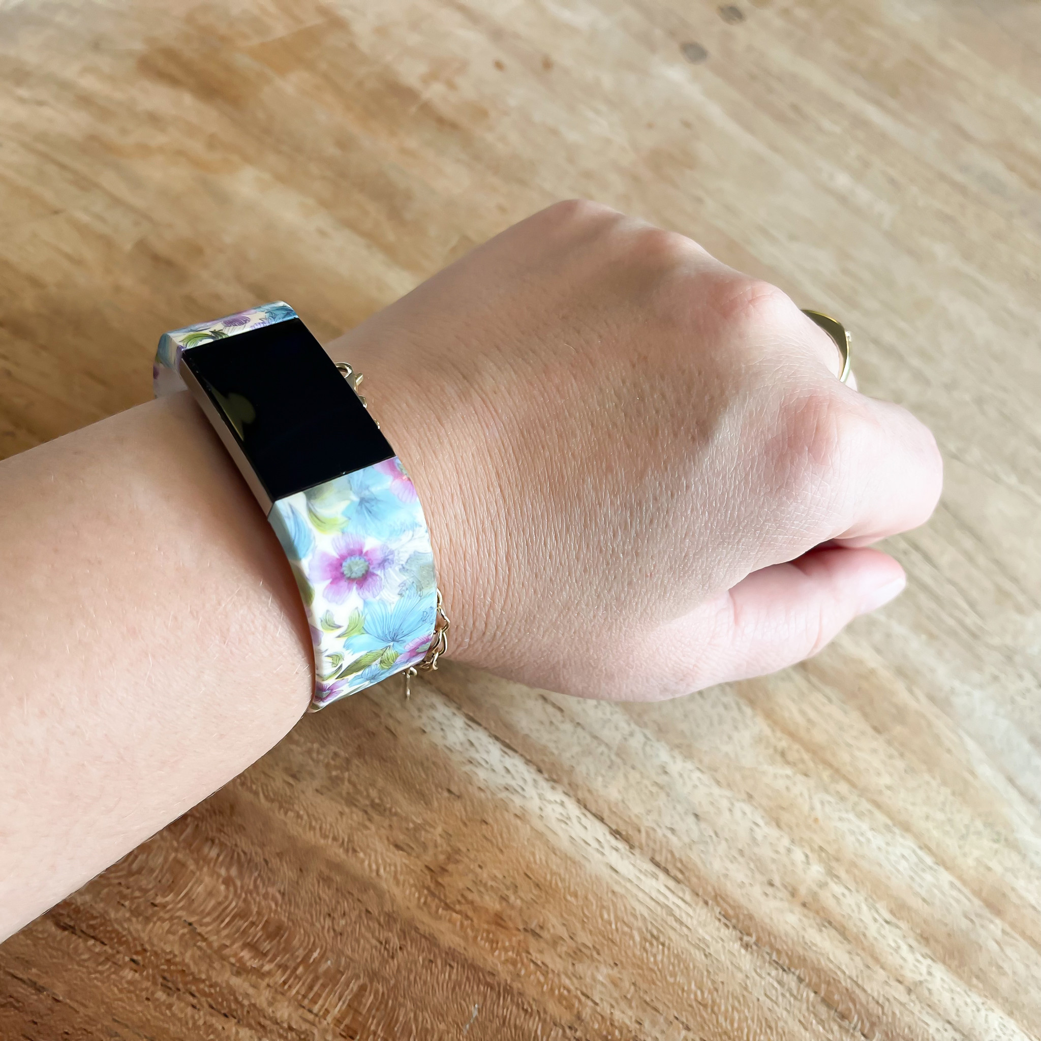 Cinturino sport con stampa per Fitbit Charge 2 - fiore blu