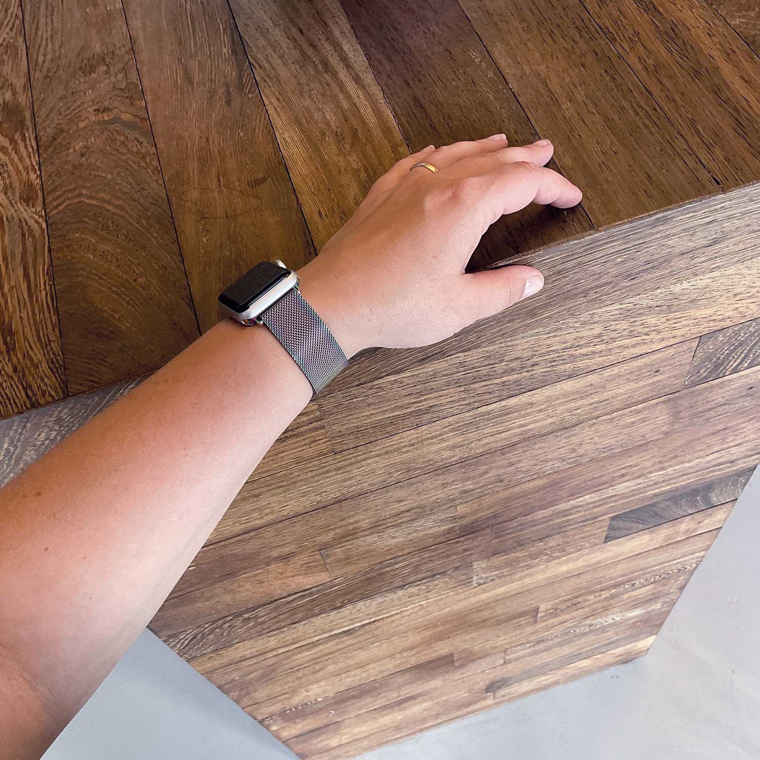 Cinturino loop in maglia milanese per Apple Watch - colorata