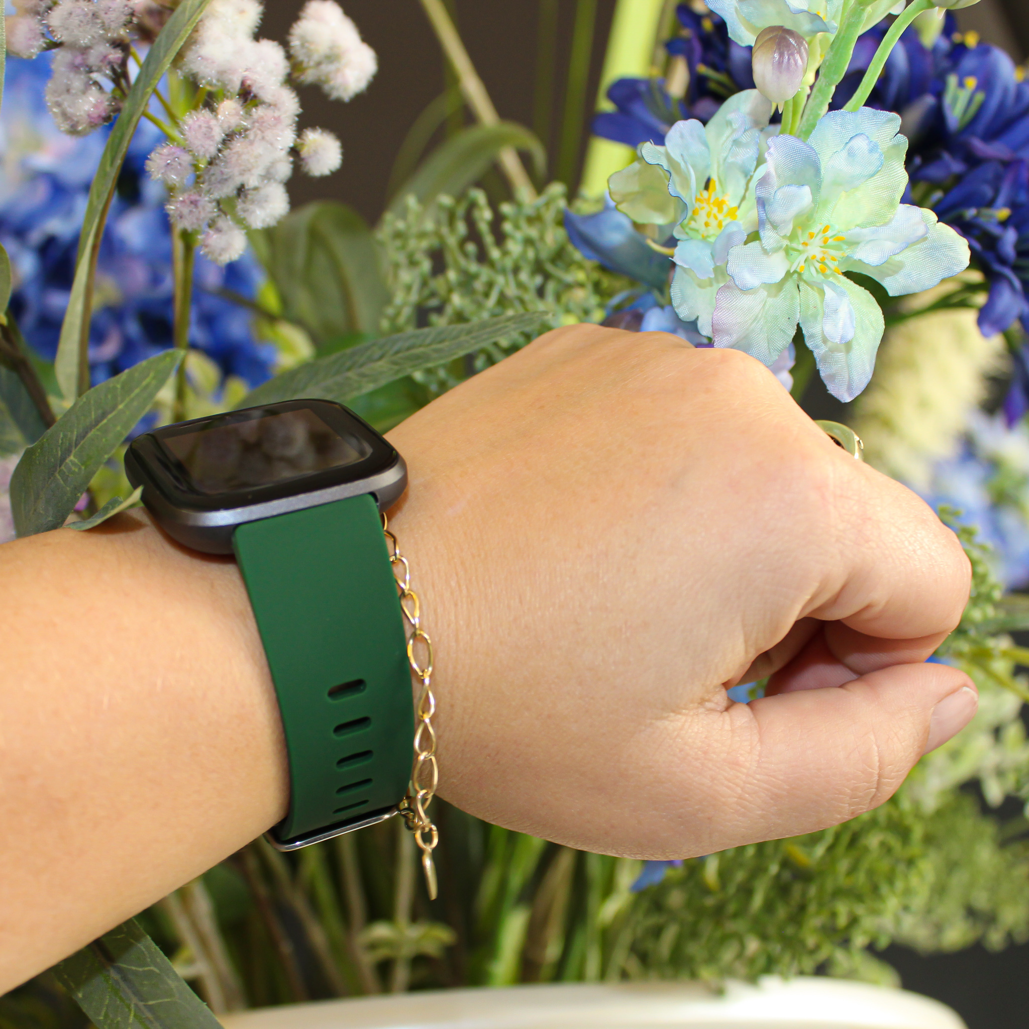 Cinturino sport per Fitbit Versa - verde militare