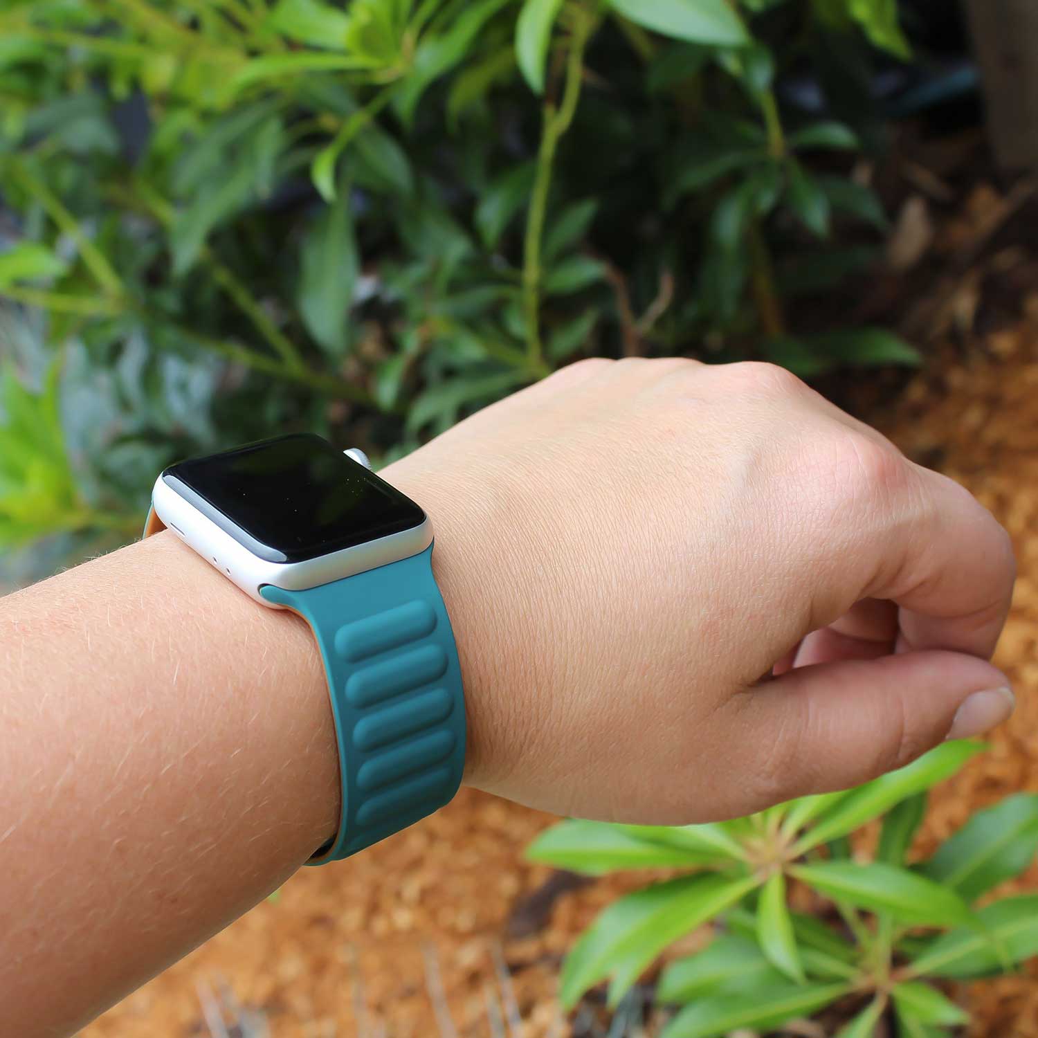 Cinturino Solo Sport a coste per Apple Watch - verde malachite