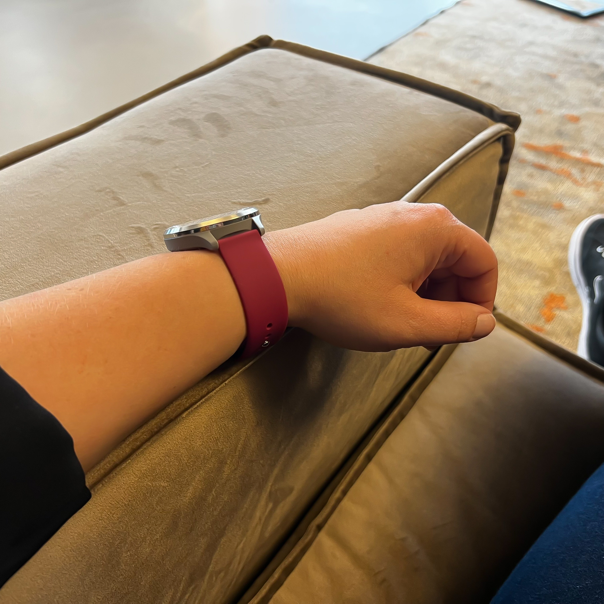 Cinturino sport in silicone per Garmin Vivoactive / Vivomove - rosso vino